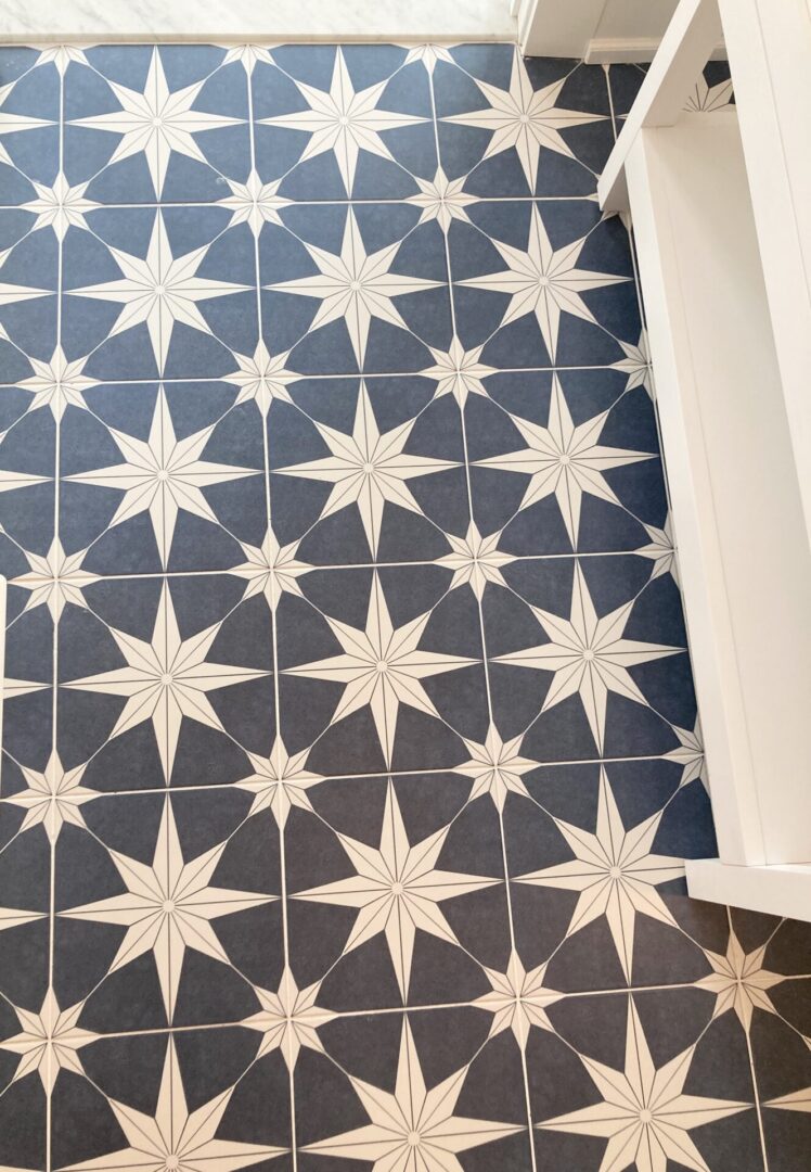 A patterned flooring